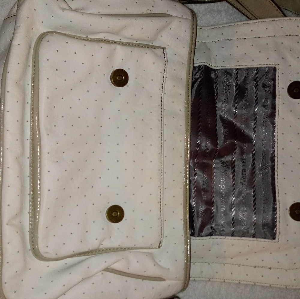 Purse - Picture 7 of 8